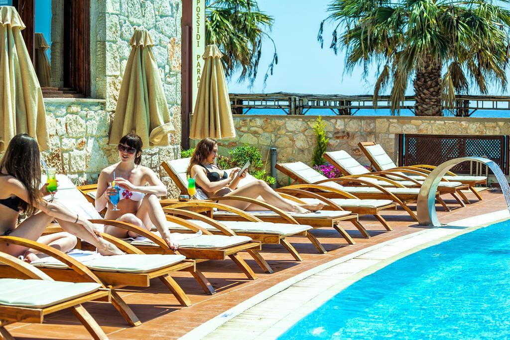 Xenios Possidi Paradise Hotel Exterior foto